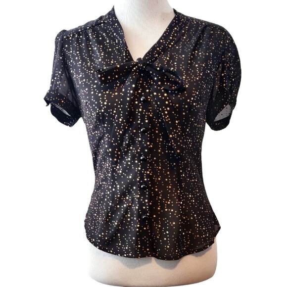 Collectif London Womens XS/4 Black Gold Star Print Tie Neck S/S Semi Sheer Top - Picture 2 of 8